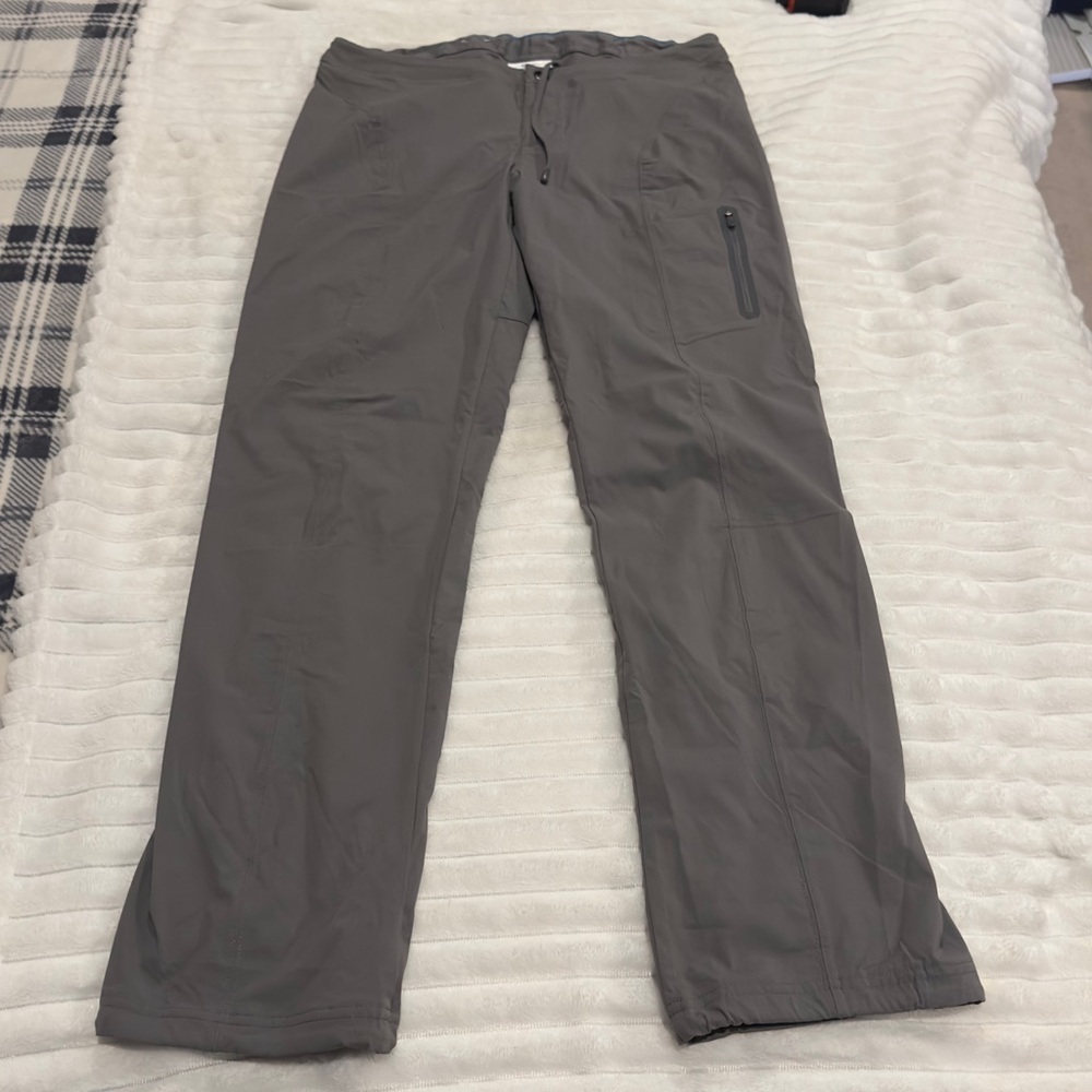 Columbia Women’s Athletic Pants Gray Size 10